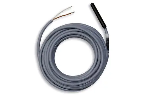 Temperaturfühler mit grauem Kabel, Enden mit freiliegenden Drähten, in einer schlanken Rolle, gefertigt von Roth. Geeignet für die Messung von Boden- und Wandtemperaturen.